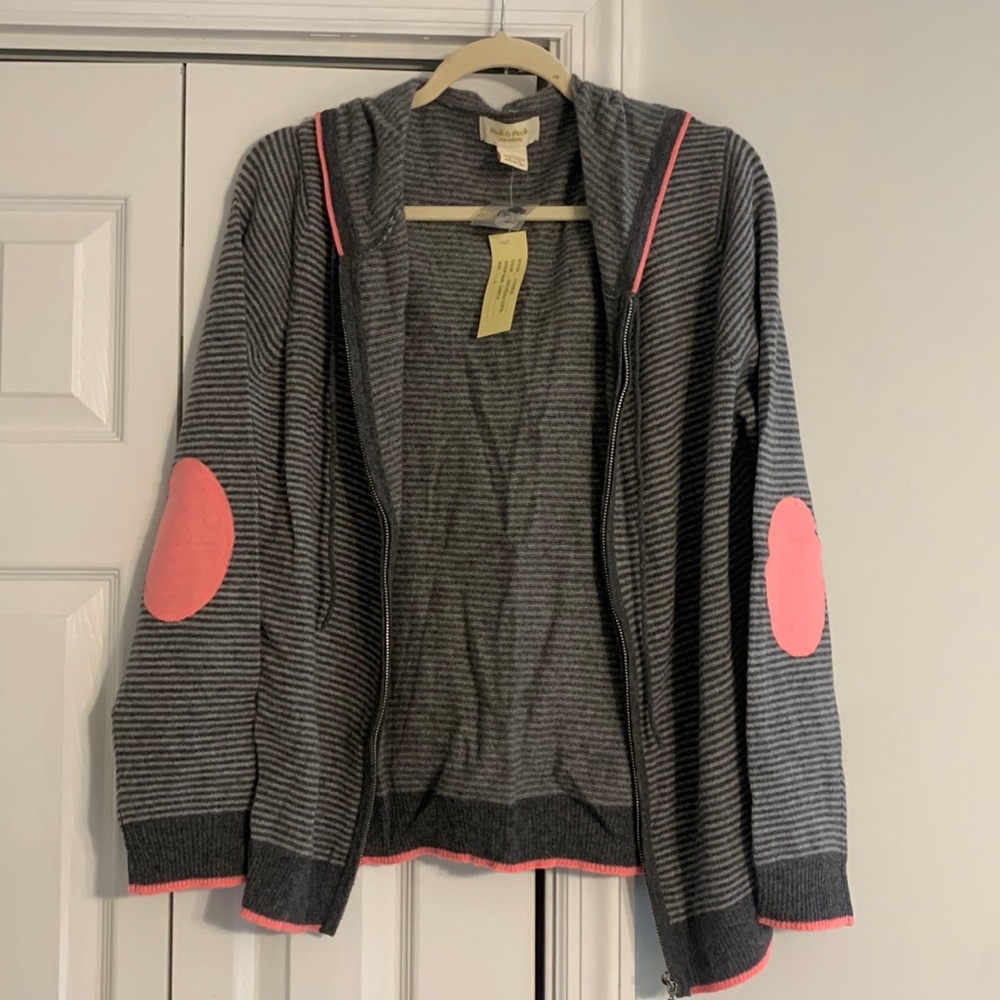 Peck & Peck 100% cashmere zip up sweater. Size L. NWT